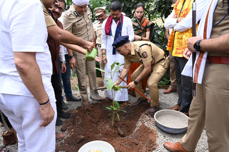 Inauguration of Bharosa cell Tree